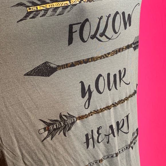 New Army Green “Follow Your Heart” Graphic T - Picture 4 of 4